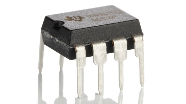 NE555P 555 Timer IC Chip – DIP-8 Through-Hole Package